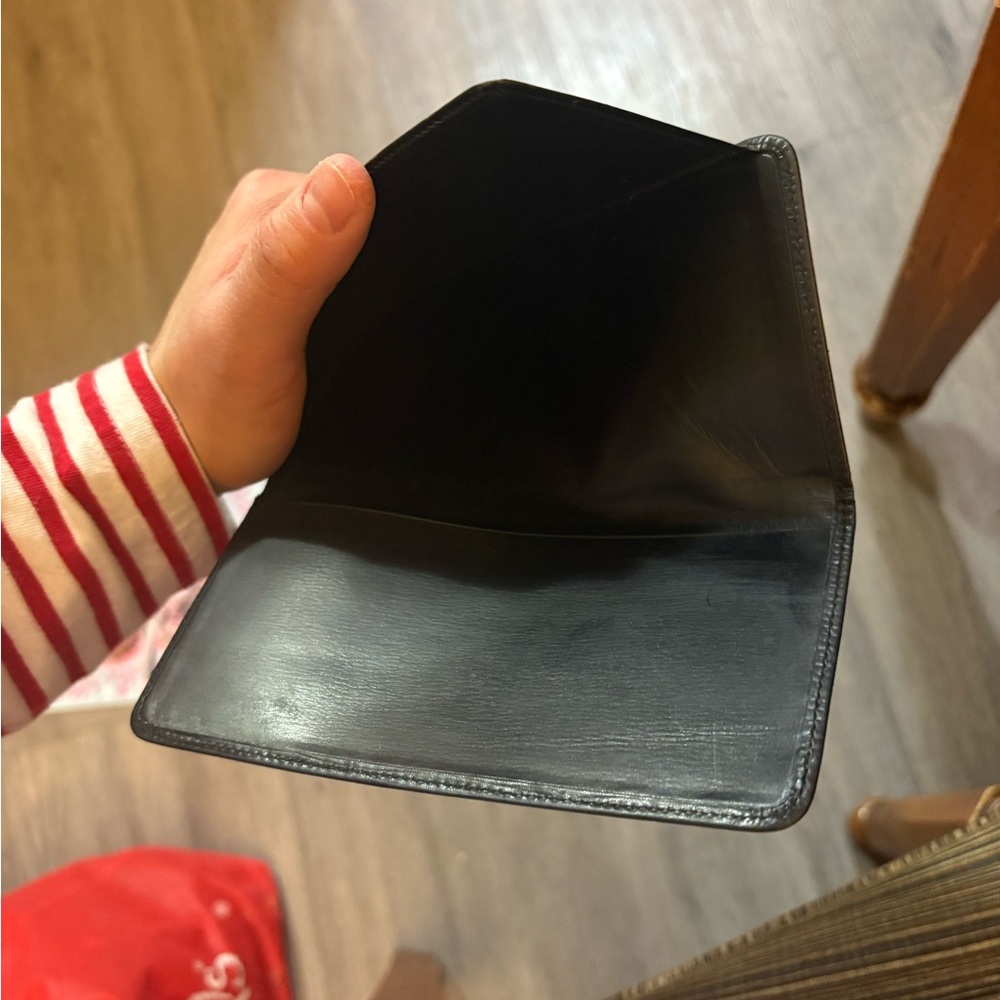 LOW START Louis Vuitton Black Epi Leather Long Wallet - Picture 2 of 6